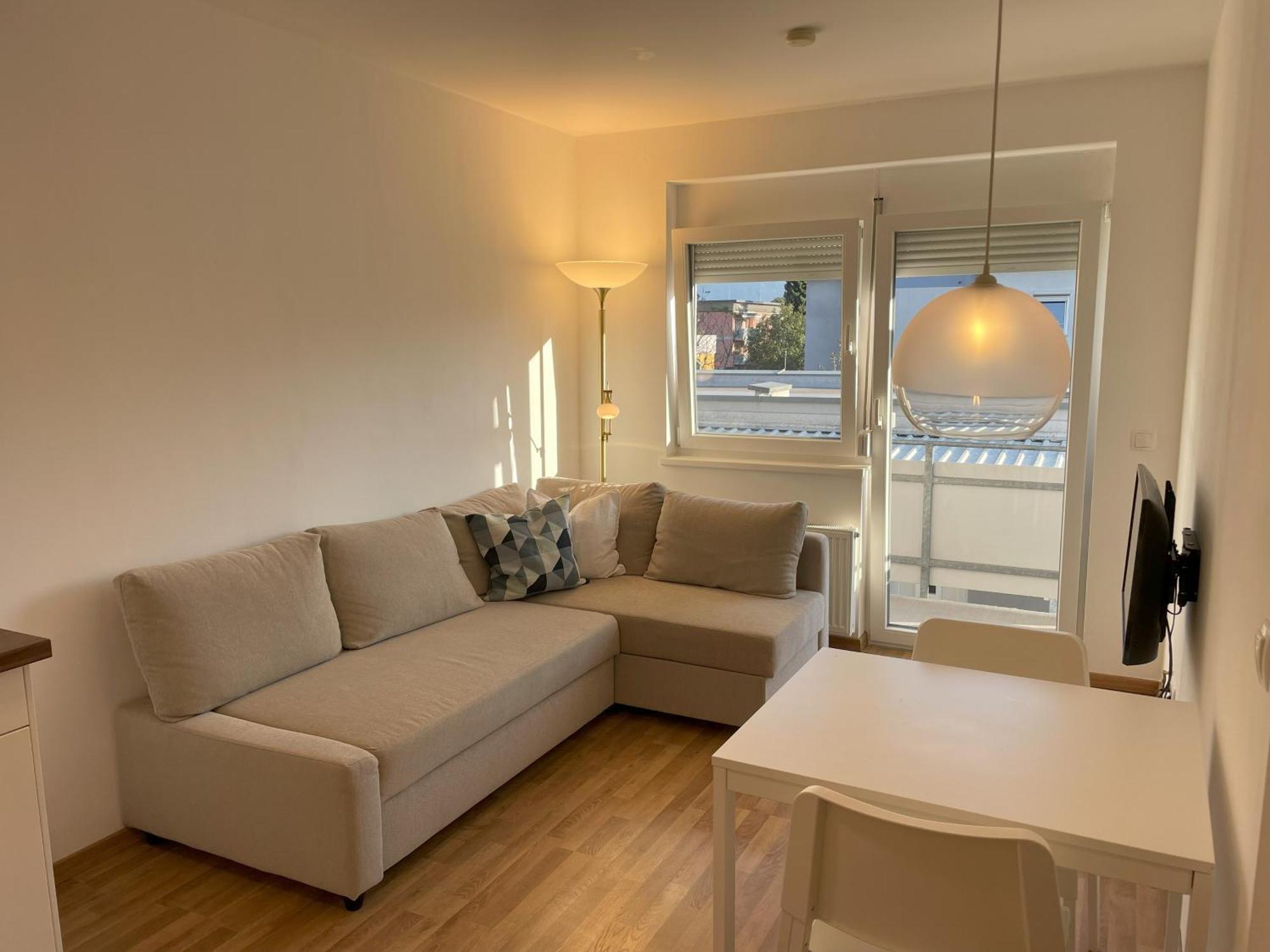 Holiday Suites Sankt Martin Klagenfurt am Woerthersee Exterior foto